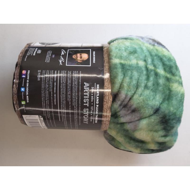 American Heritage Collection Wilderness Throw, 50 x 60, Watching and Waiting