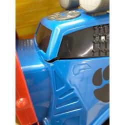 Chomp and cruise motorized vehicle