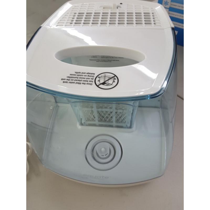 Equate Invisible Cool Mist Humidifier