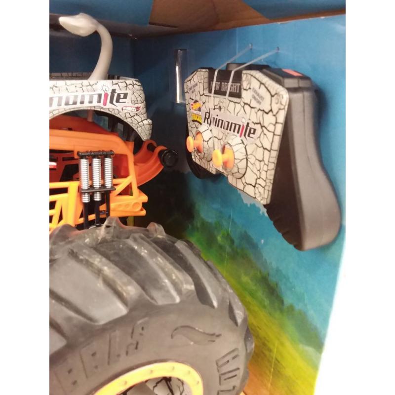 New Bright 1:10 Remote Control Hot Wheels Monster Truck Rhinomite with Vapor