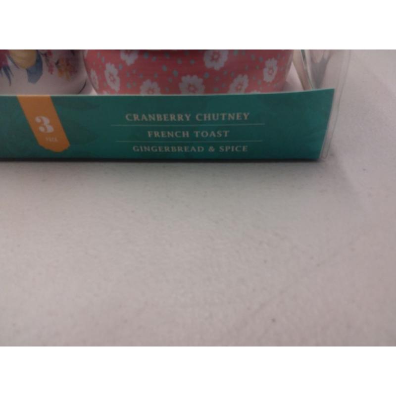 The Pioneer Woman 3-Piece Baked Goods Collection Tin Candles Set, Cranberry Chutney, French Toast, and Gingerbread & Spice, 4.95 oz