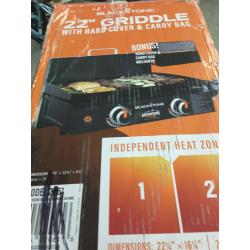 Blackstone 22 Griddle With Hard Cover & Carry Bag