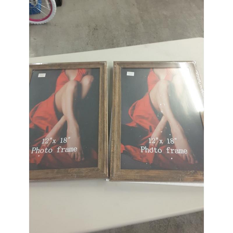 12 x 18 Photo Frame  2  Counr