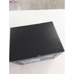 Dorlfin digital small safe