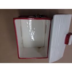 Red Barn 7.9 Inch Cookie Jar