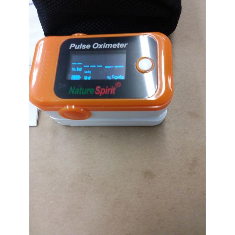Fingertip Pulse Oximeter, Bluetooth Wireless, Telehealth Ready | 1 Each | Carewe