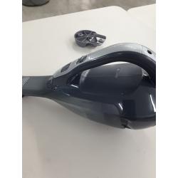 Black + Decker Dustbuster Advanced Clean