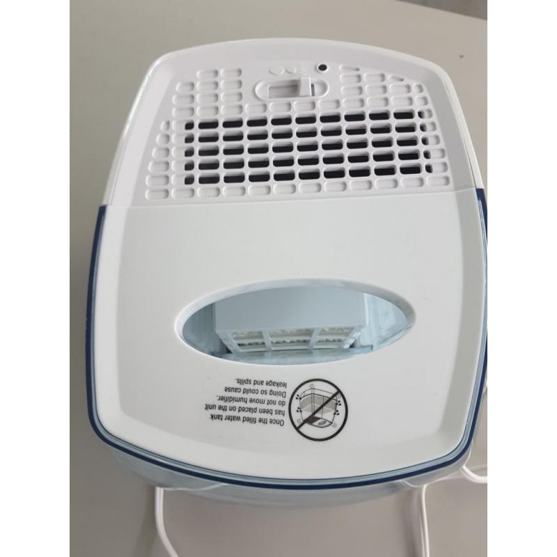 Equate Invisible Cool Mist Humidifier