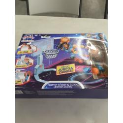 Space Jam: A New Legacy - Super Shoot & Dunk Playset with LeBron James Figure