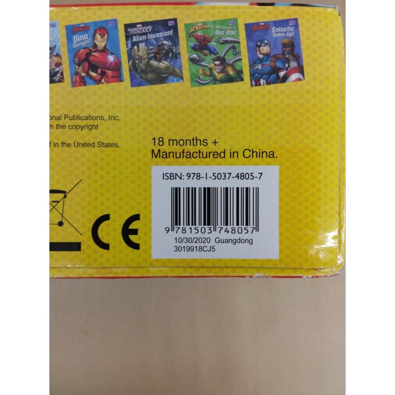 Kids Marvel Electronic Me Reader and 8-Book Library Boxed Set
