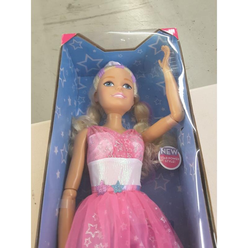 Barbie 28 Best Fashion Friend Doll