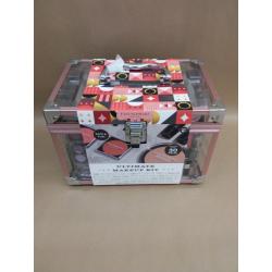 FAO Schwarz Ultimate Makeup Artist Palette Eyes Lips Kit