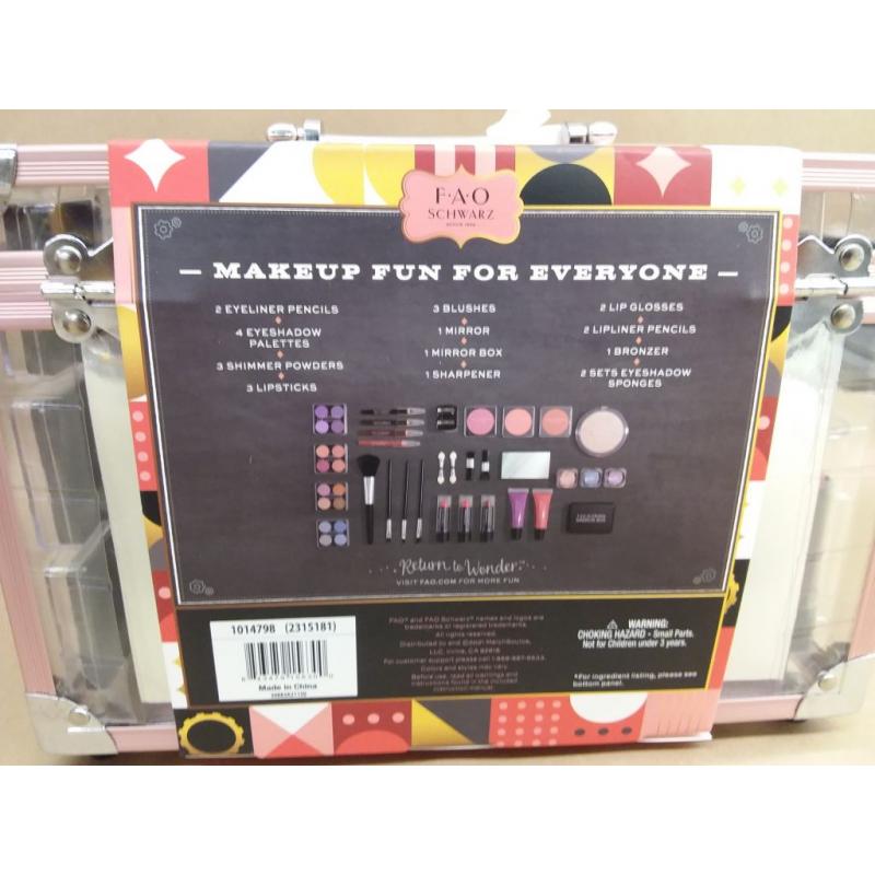 FAO Schwarz Ultimate Makeup Artist Palette Eyes Lips Kit