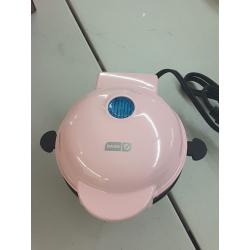 Dash Mini Bundt Maker