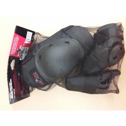 Eight Ball Kids' 8+ Pad Set 3pk - Black - Only 1 Wrist Guard