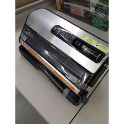 FoodSaver FM5200 2-in-1 Automatic Vacuum Sealer Machine