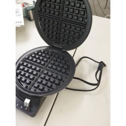 Cuisinart WMR-CA Round Classic Waffle Maker