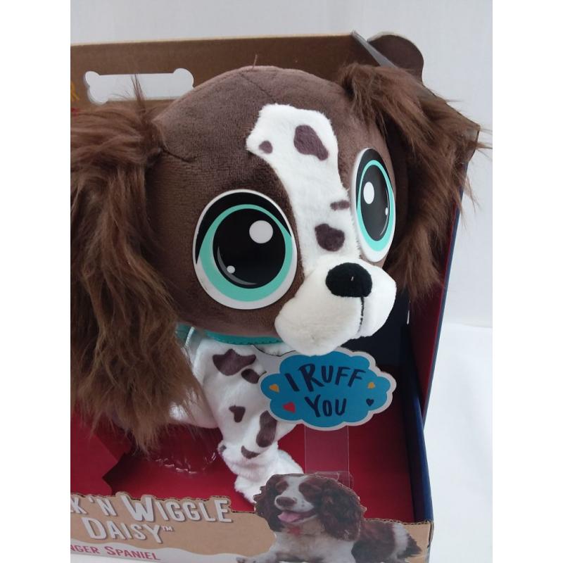 Walk 'n Wiggle Daisy Remote Control Stuffed Animal