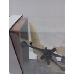 World Tech Toys Star Wars: The Mandalorian - The Child / Baby Yoda Sculpted Head - UFO Helicopte