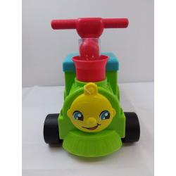 Fisher-Price Tootin' Train Ride-On - Green