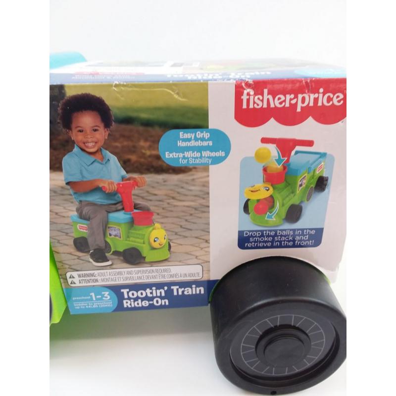 Fisher-Price Tootin' Train Ride-On - Green