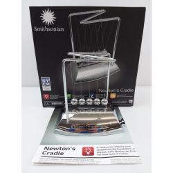 Smithsonian Newton's Cradle Science Kit