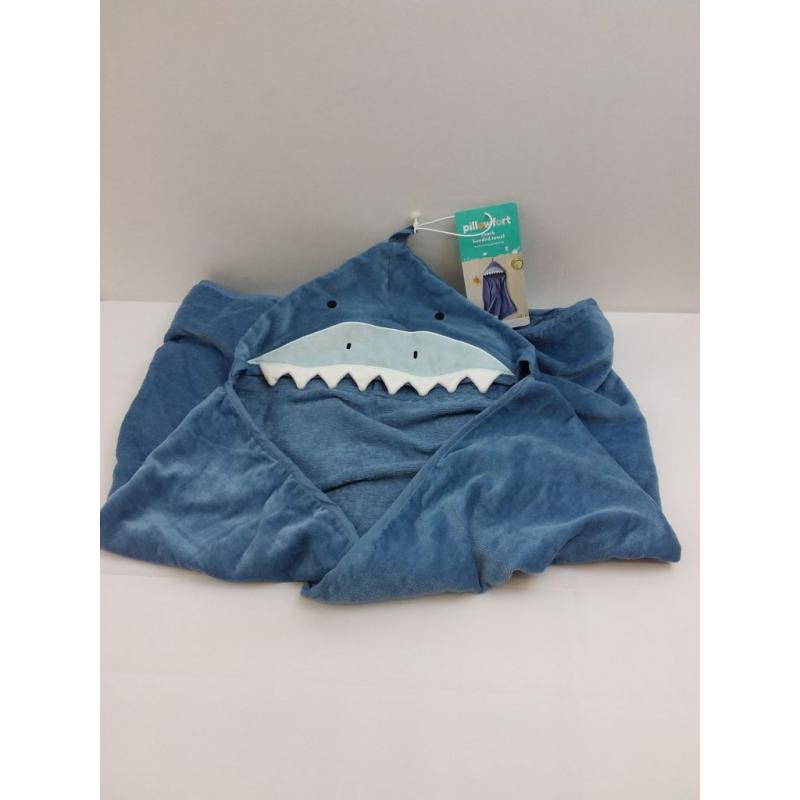 25x50 Shark Hooded Towel - Pillowfort