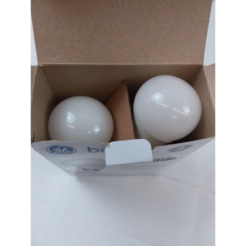 General Electric 4pk 60W Basic LED Light Bulb SW Dimming Reg Life