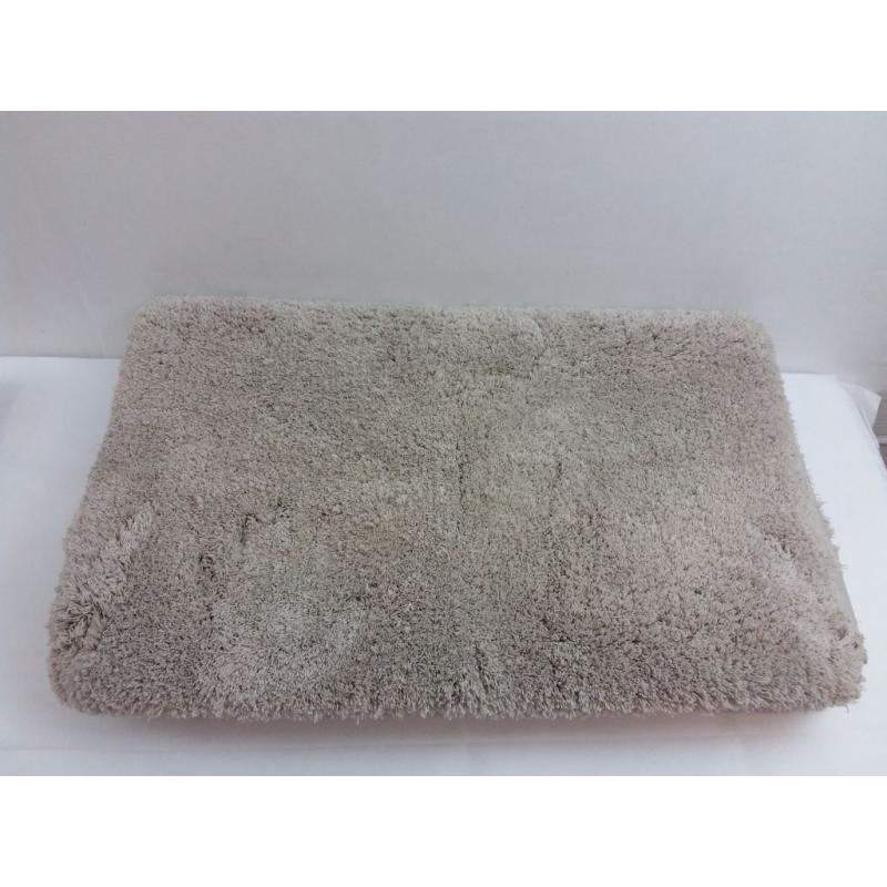 24x60 Bath Rug Taupe - Threshold Signature