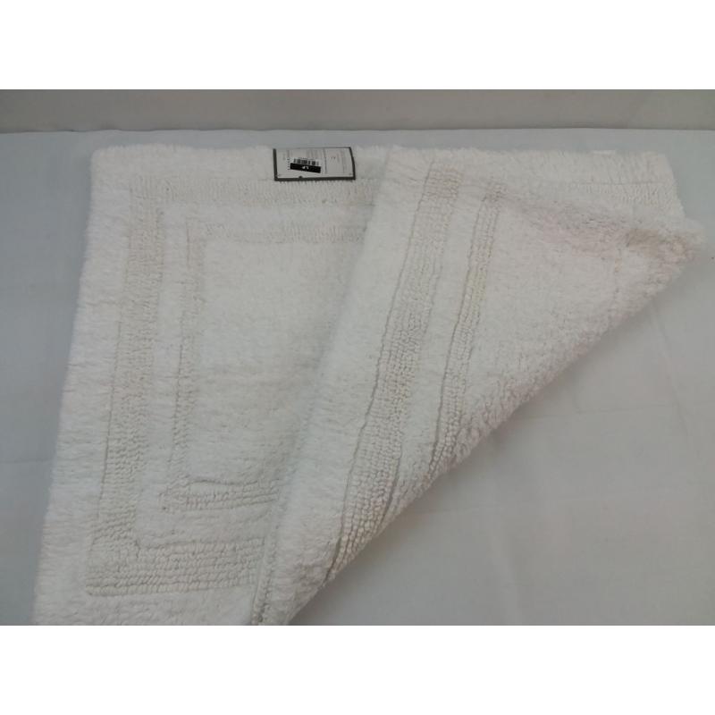 22x60 Performance Cotton Reversible Bath Runner White - Threshold