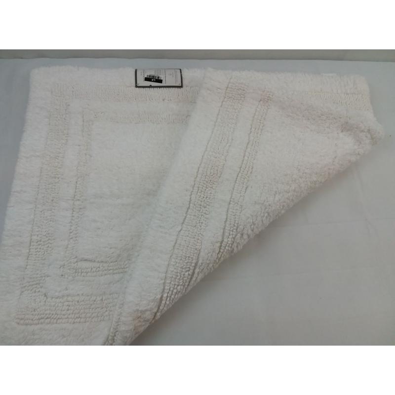 22x60 Performance Cotton Reversible Bath Runner White - Threshold