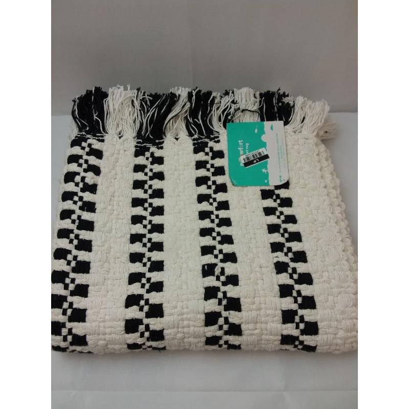 27x45 Accent Rug Black & White - Pillowfort