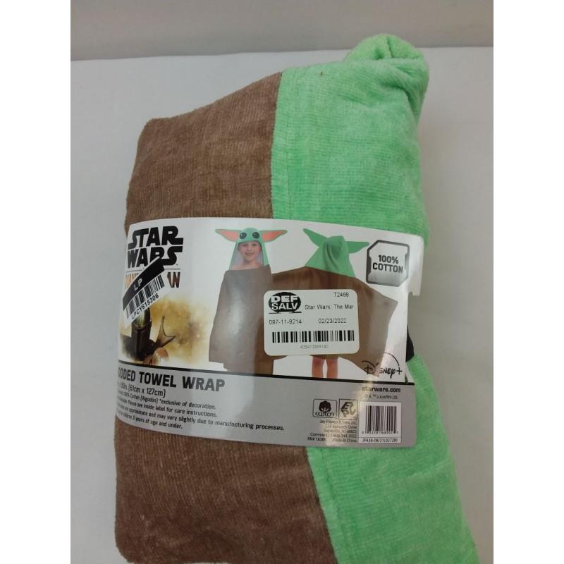 Star Wars: The Mandalorian The Child Hooded Towel