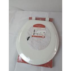 Mayfair Cameron Enameled Wood Toilet Seat