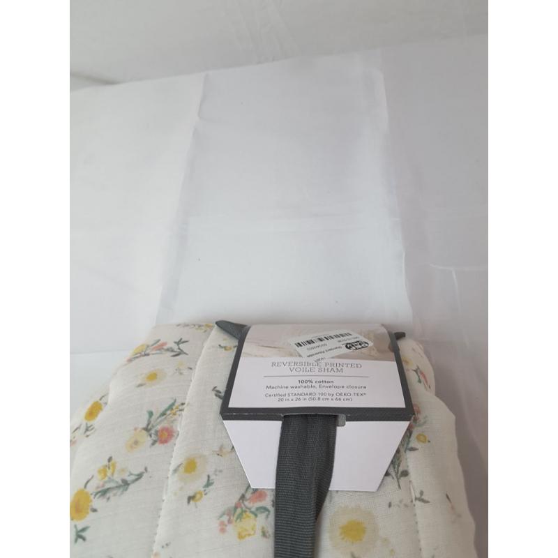 Standard Reversible Printed Voile Ditsy Floral Quilt Sham Off-White - Threshold