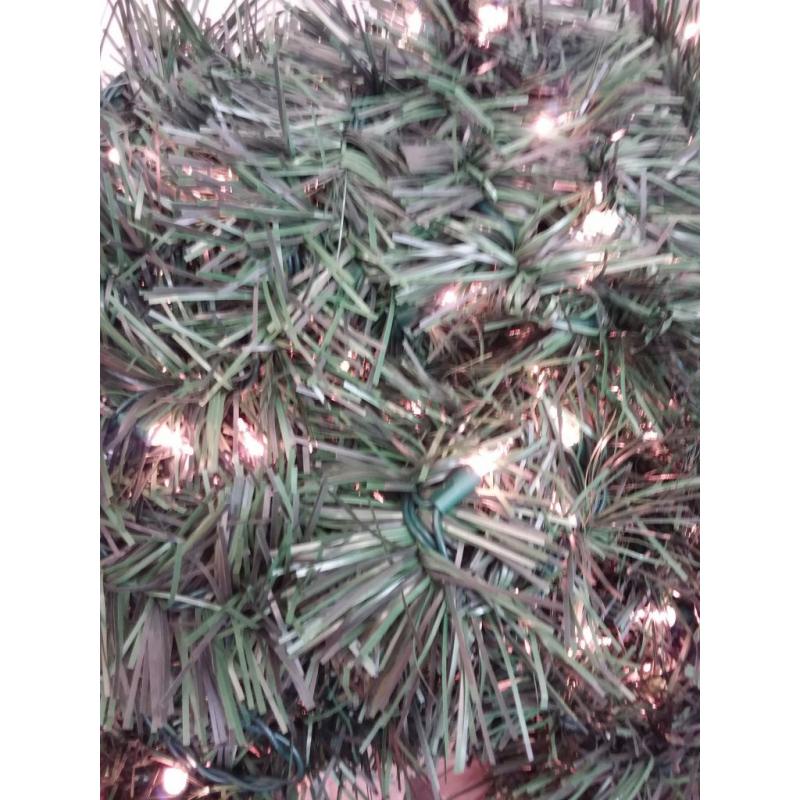 Pre-Lit Pine Garland 18ft