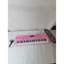 Electronic keyboard toy