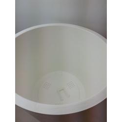 White Extra Large Outdoor Plant Pot 24 in