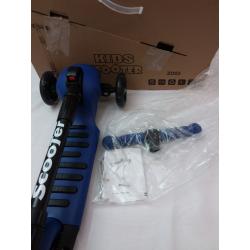 Banne Scooter Height Adjustable Learn to Steer Classic Blue