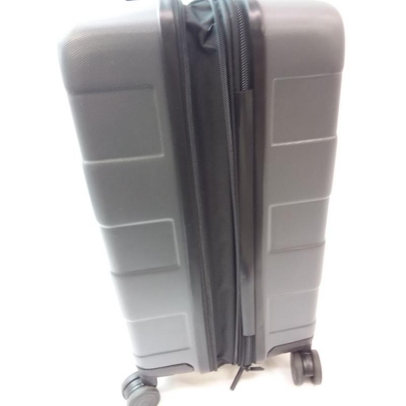 Hardside Carry On Spinner Suitcase Dark Gray - Made By Design 21