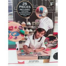 FAO Schwarz Toy Wood Baking Set