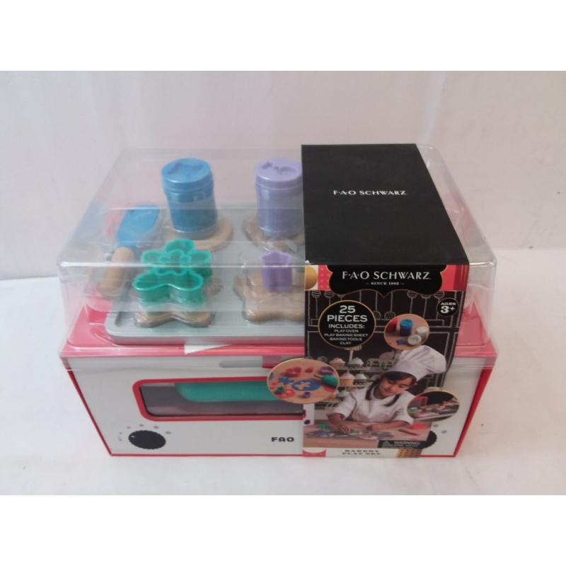 FAO Schwarz Toy Wood Baking Set
