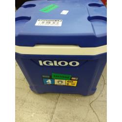 Igloo Latitude 60qt Roller Cooler