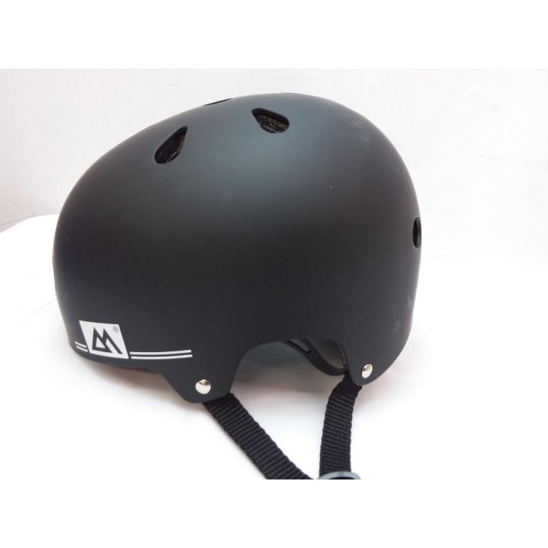 Magneto Boards Kids' Skate Helmet - Black