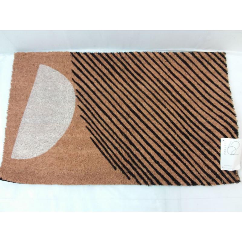 1'6 x 2'6 Outdoor Door Mat Black Lines/White Geo