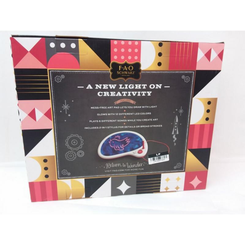 Fao Schwarz Mess-free Drawing Musical Glow Palette