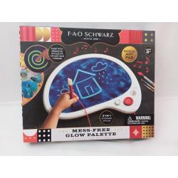 Fao Schwarz Mess-free Drawing Musical Glow Palette