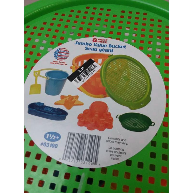 8 Piece Jumbo Value Beach Bucket