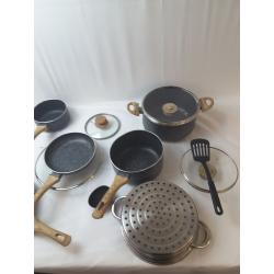 6 Piece Cookware Set
