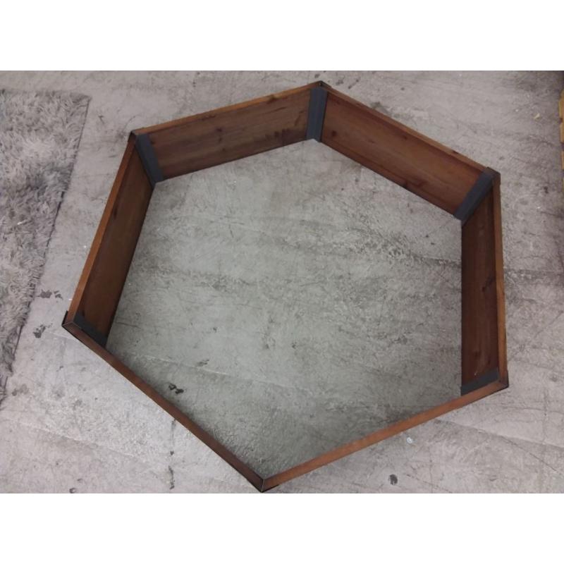 Brown Hexagon Garden Bed (48x41.5x10)